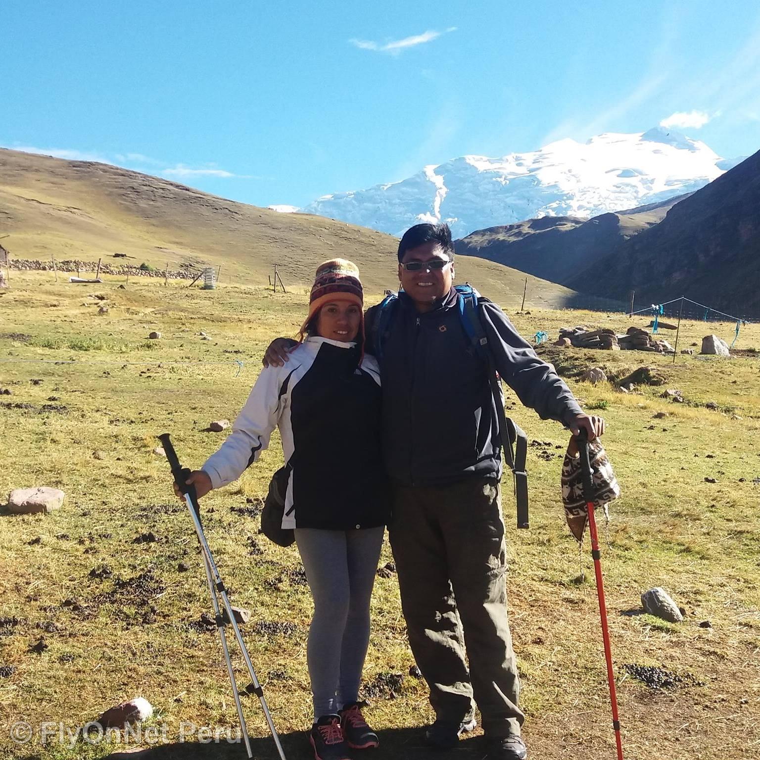 Fotóalbum: Maritza & Williams, the managers of the Agency